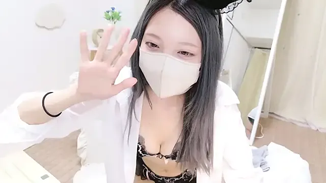 holayoula chat room preview Image 5