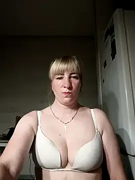 WitchAnnie – webcam model profile photo Image 4