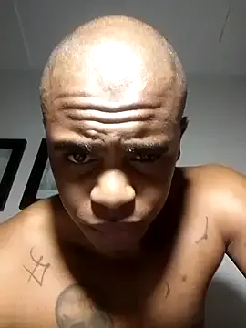 kai101010 – webcam model profile photo Image 12