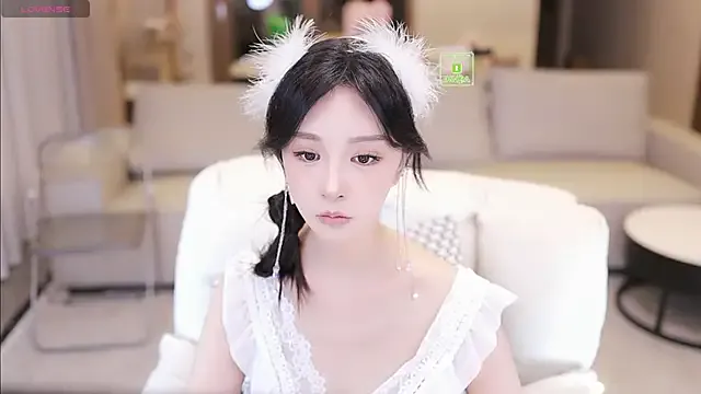 MiaSmits – webcam model profile photo Image 10