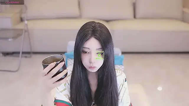 MiaSmits – webcam model profile photo Image 2