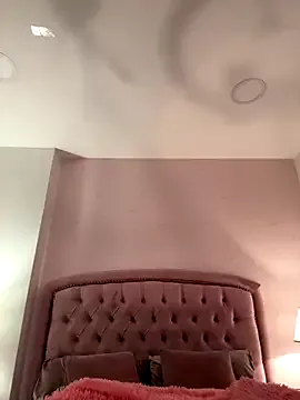 irohani_usagi – webcam model profile photo Image 8