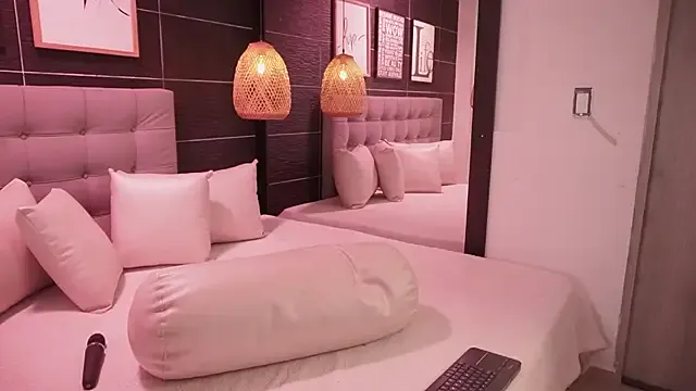 Amicisegreti – webcam model profile photo Image 2