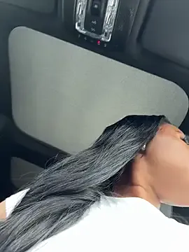 margotdeville – webcam model profile photo Image 14