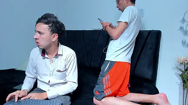 big-dicktop23 Image 8