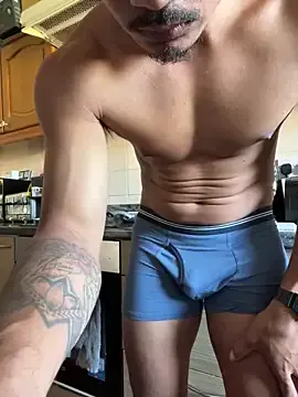 seloloko20 – webcam model profile photo Image 9