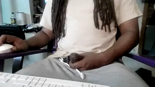 GFBOYS-111 – webcam model profile photo Image 6