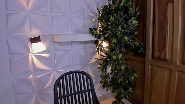 someone_sweet – webcam model profile photo Image 9