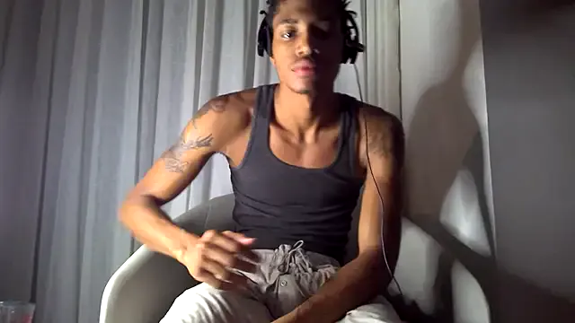 kaliana_ggh – webcam model profile photo Image 18