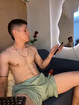 PabloArena – webcam model profile photo Image 13