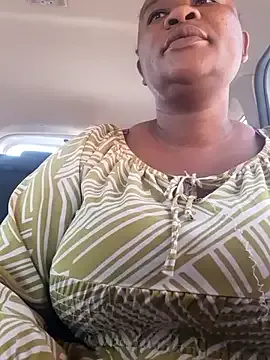 hornyshow_tv – webcam model profile photo Image 15