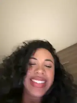 Alexah_Ferrer – webcam model profile photo Image 11