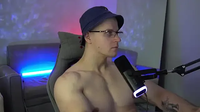 petites_perles – webcam model profile photo Image 14