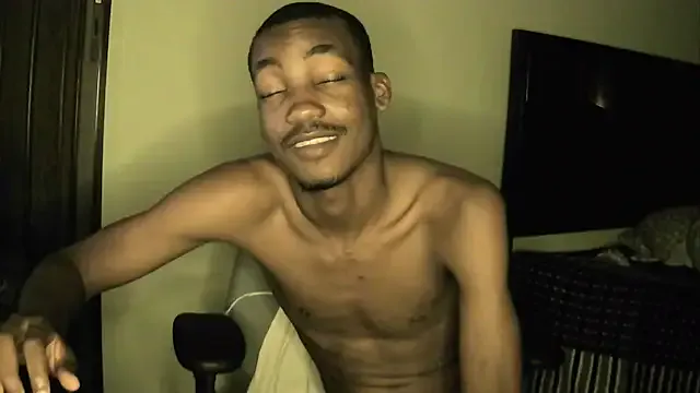 libo_horny_muscles – webcam model profile photo Image 2