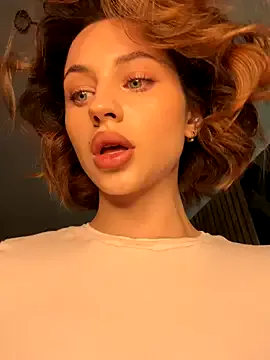 sophiepop41 – webcam model profile photo Image 13