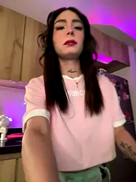 cortneycane69 – webcam model profile photo Image 17