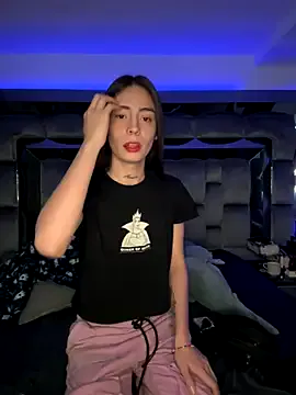 cortneycane69 – webcam model profile photo Image 3