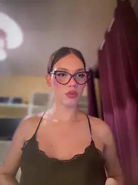 MaximoBenetti – webcam model profile photo Image 16