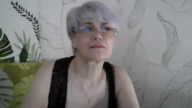 someone_sweet – webcam model profile photo Image 13