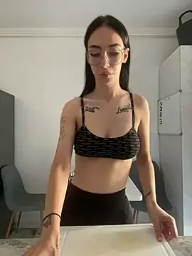 Celine_Roxelle Image 3