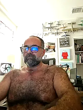 paroncho – webcam model profile photo Image 5