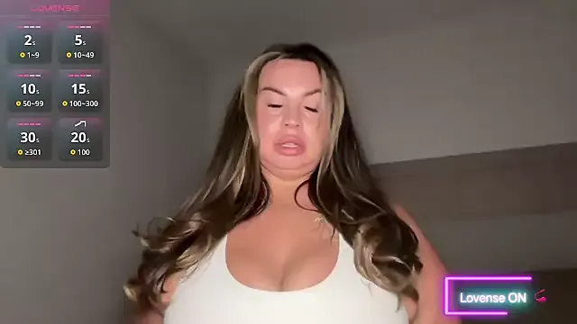 MarsyParson – webcam model profile photo Image 8