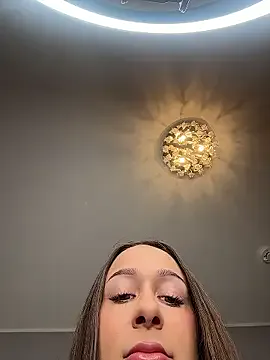 zui_lu chat room preview Image 4