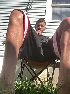 DomManlyGuy – webcam model profile photo Image 19