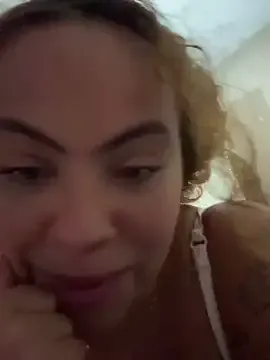 dears_pearlss – webcam model profile photo Image 14