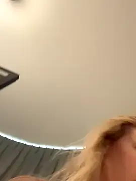 DomManlyGuy – webcam model profile photo Image 9