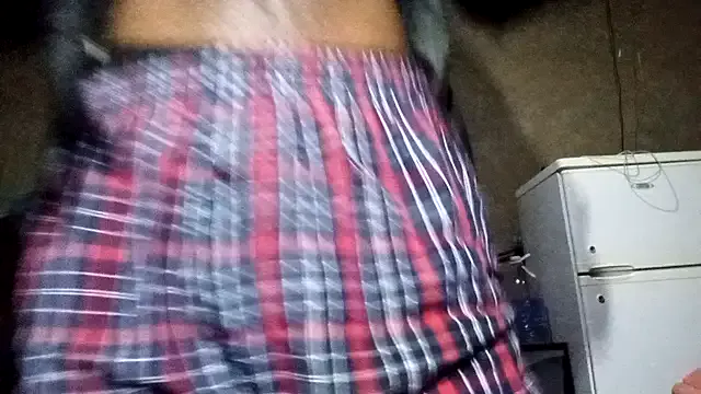 skinny_candy18 – webcam model profile photo Image 12