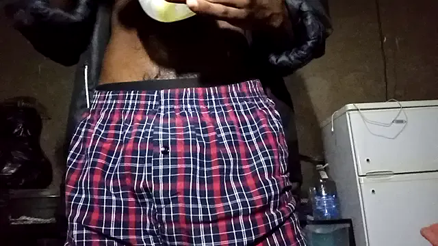 skinny_candy18 – webcam model profile photo Image 13