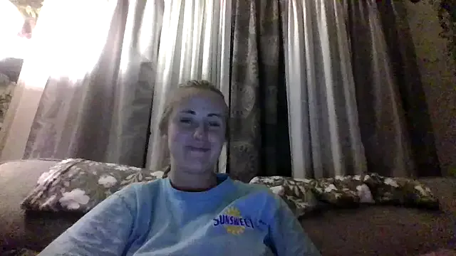 irohani_usagi – webcam model profile photo Image 16