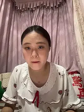 LunaDumont chat room preview Image 3