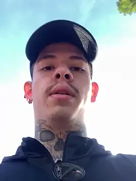 PabloArena – webcam model profile photo Image 11