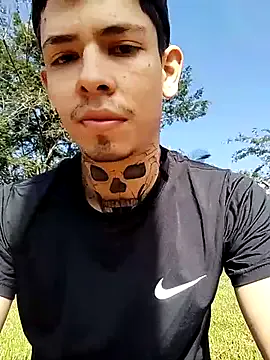 PabloArena – webcam model profile photo Image 5