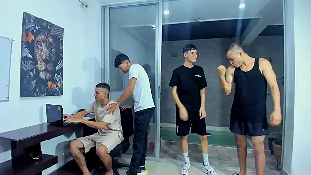 Gaia33 – webcam model profile photo Image 17