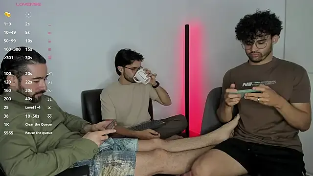 ariel_andcharlotte – webcam model profile photo Image 13