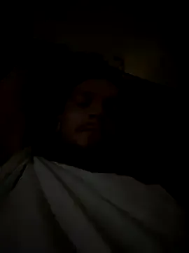 cuttie_ponyy – webcam model profile photo Image 4