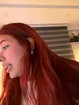 _Alicee_1 – webcam model profile photo Image 19