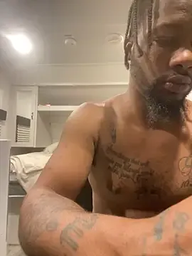 VeryNiceGuy – webcam model profile photo Image 15