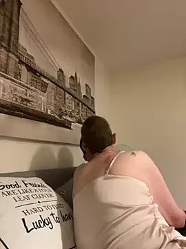 someone_sweet – webcam model profile photo Image 11