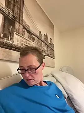 someone_sweet – webcam model profile photo Image 12