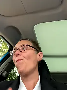 someone_sweet – webcam model profile photo Image 15