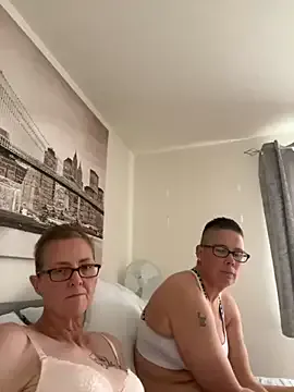 someone_sweet – webcam model profile photo Image 7