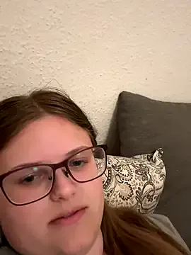 RoxyScarlett chat room preview Image 18