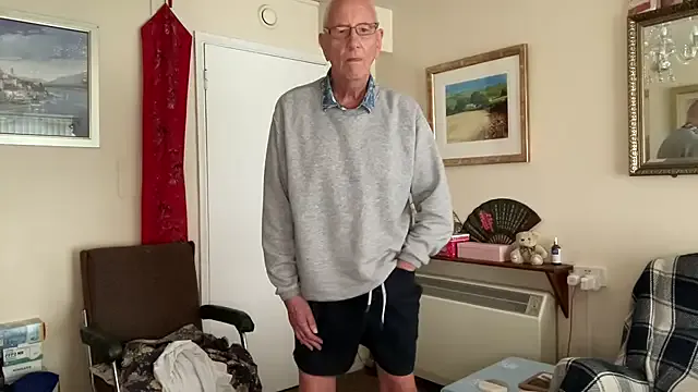 ares_aestheticgod – webcam model profile photo Image 16