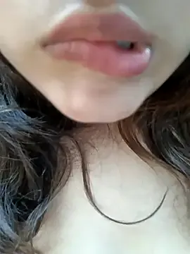 HopeHeaven – webcam model profile photo Image 9