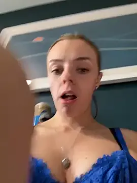 MaximoBenetti – webcam model profile photo Image 4