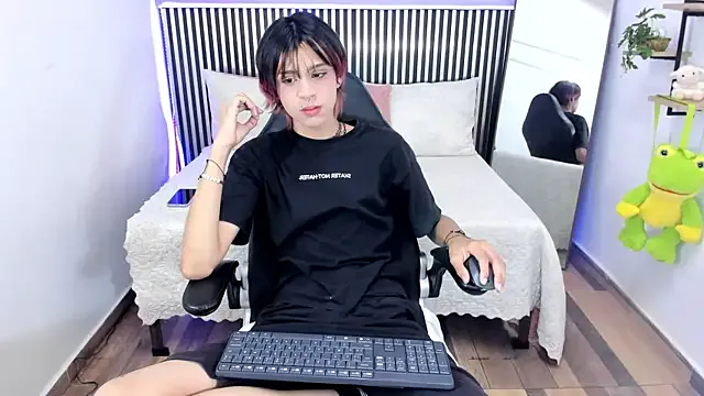 anhkiet_huang – webcam model profile photo Image 14